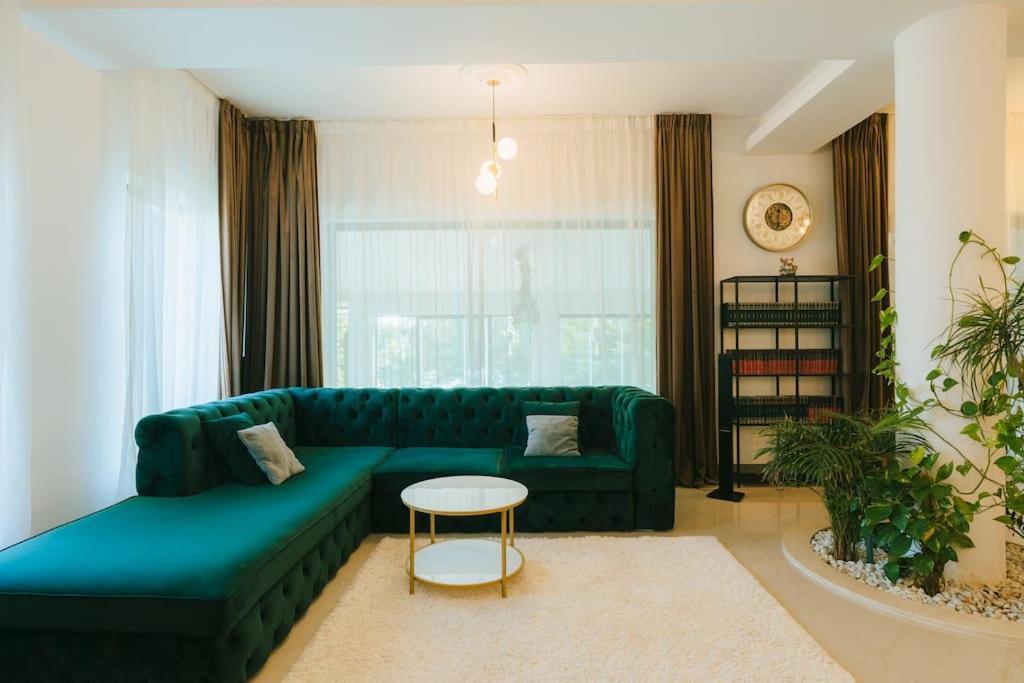 Therme - Corbeanca By The Lake Luxury Villa Ngoại thất bức ảnh