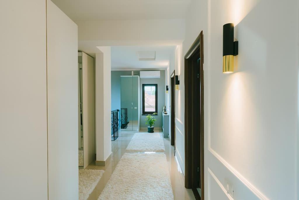 Therme - Corbeanca By The Lake Luxury Villa Ngoại thất bức ảnh