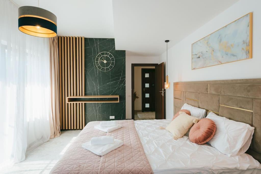 Therme - Corbeanca By The Lake Luxury Villa Ngoại thất bức ảnh