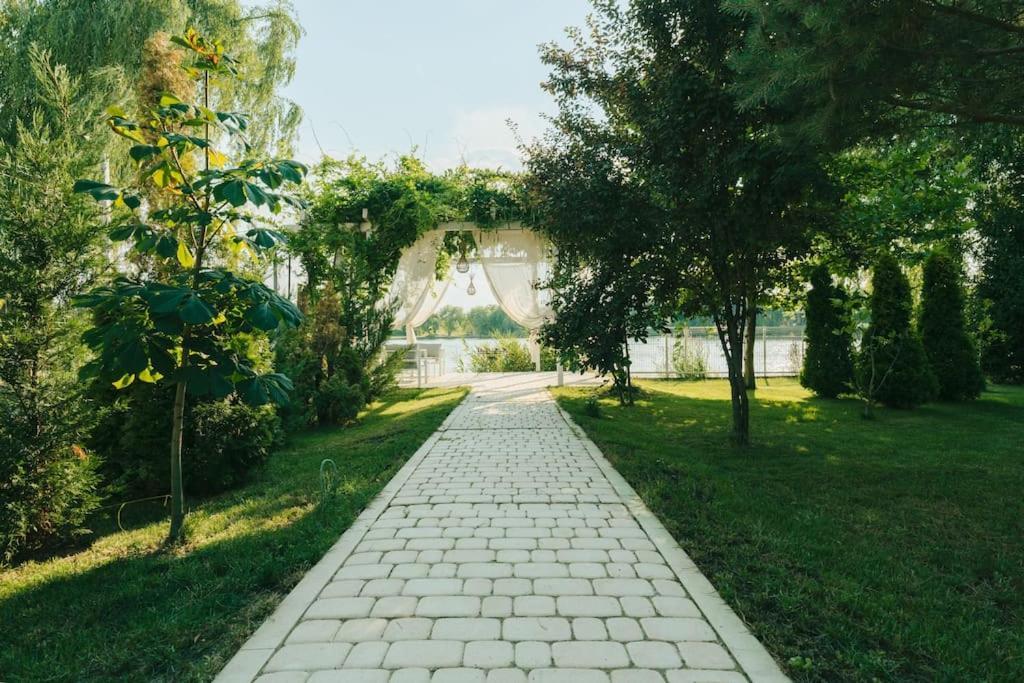 Therme - Corbeanca By The Lake Luxury Villa Ngoại thất bức ảnh