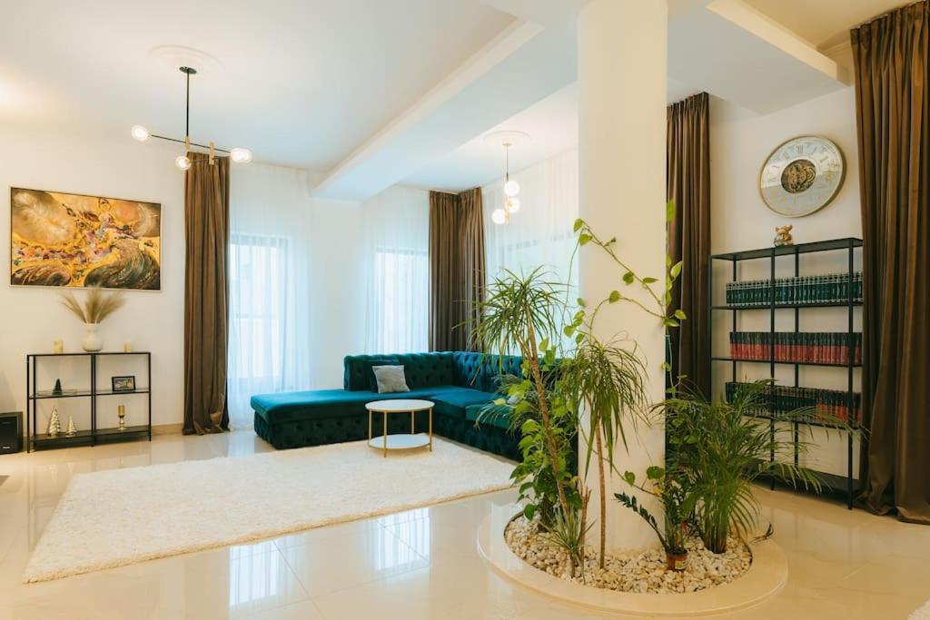 Therme - Corbeanca By The Lake Luxury Villa Ngoại thất bức ảnh